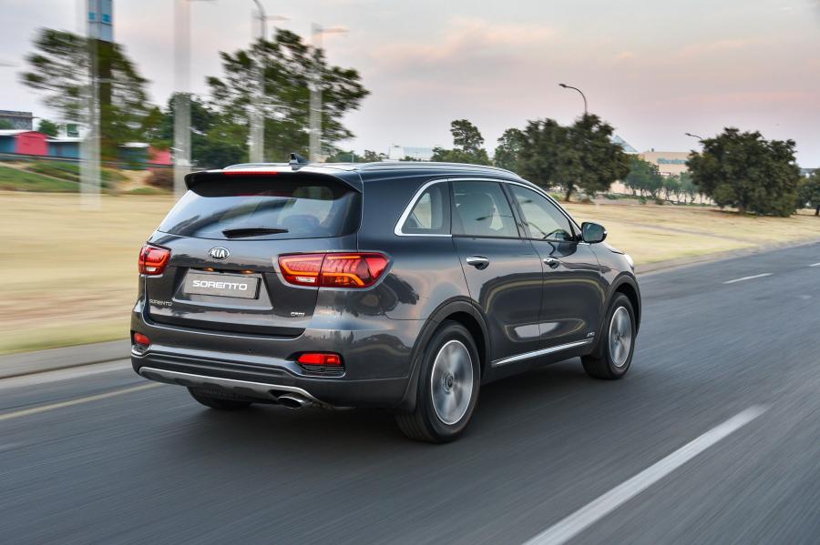  Kia Sorento (UM) 2018 года  (ZA) (фото 15 из 40)